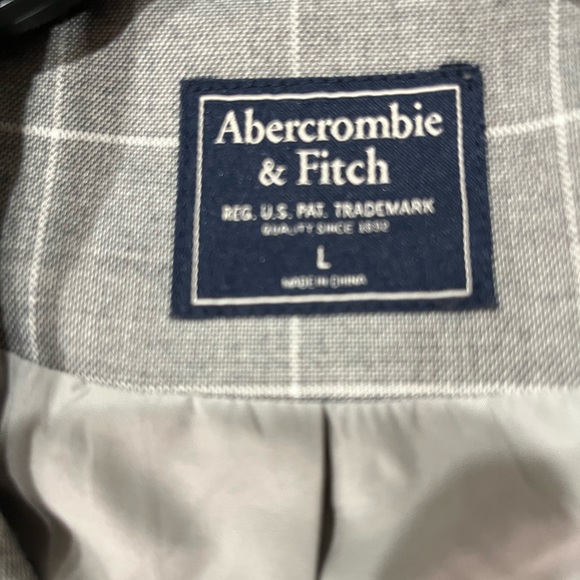 Abercrombie & Fitch gray/white lined plaid jacket - Picture 2 of 3